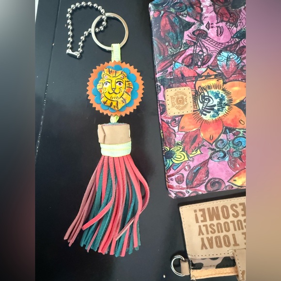 Consuela Combi - RARE - Picture 1 of 6